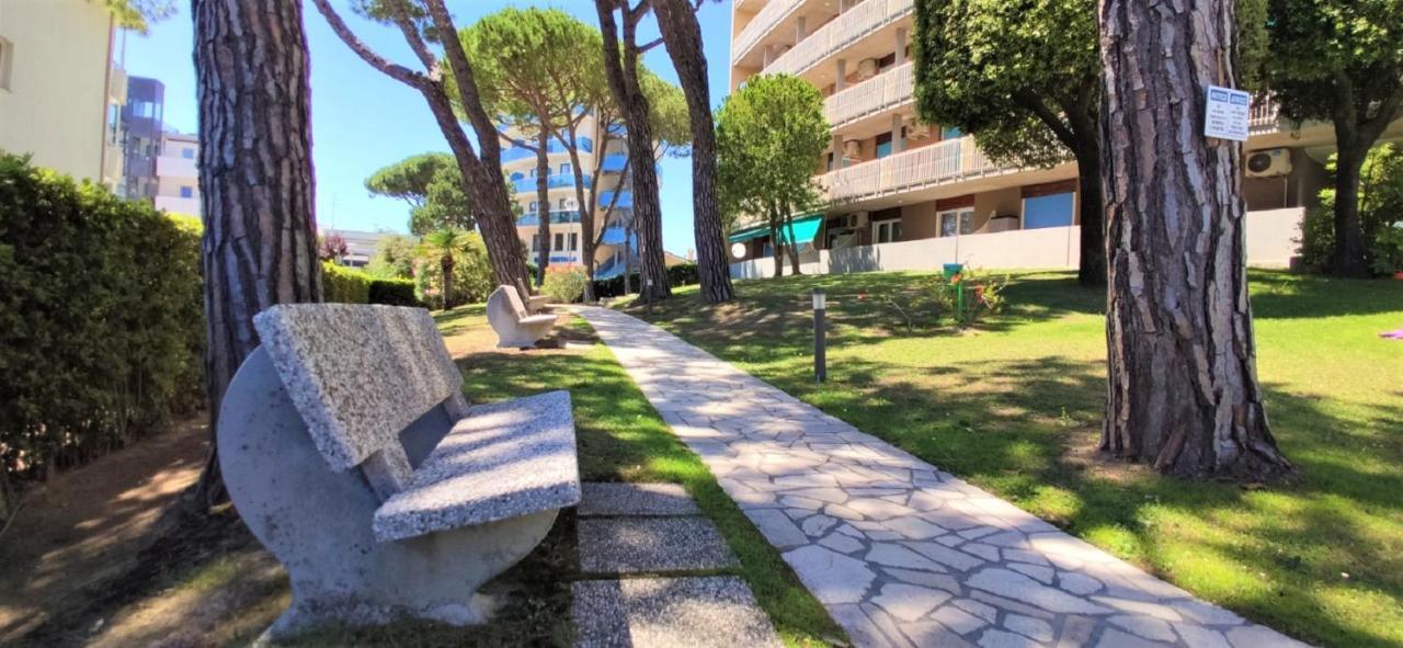 Condominio La Duna - Residence Puerto Do Sol Lignano Sabbiadoro Exterior photo
