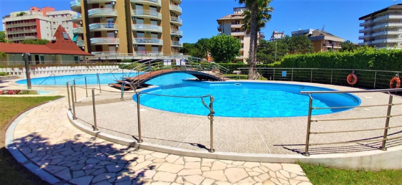 Condominio La Duna - Residence Puerto Do Sol Lignano Sabbiadoro Exterior photo